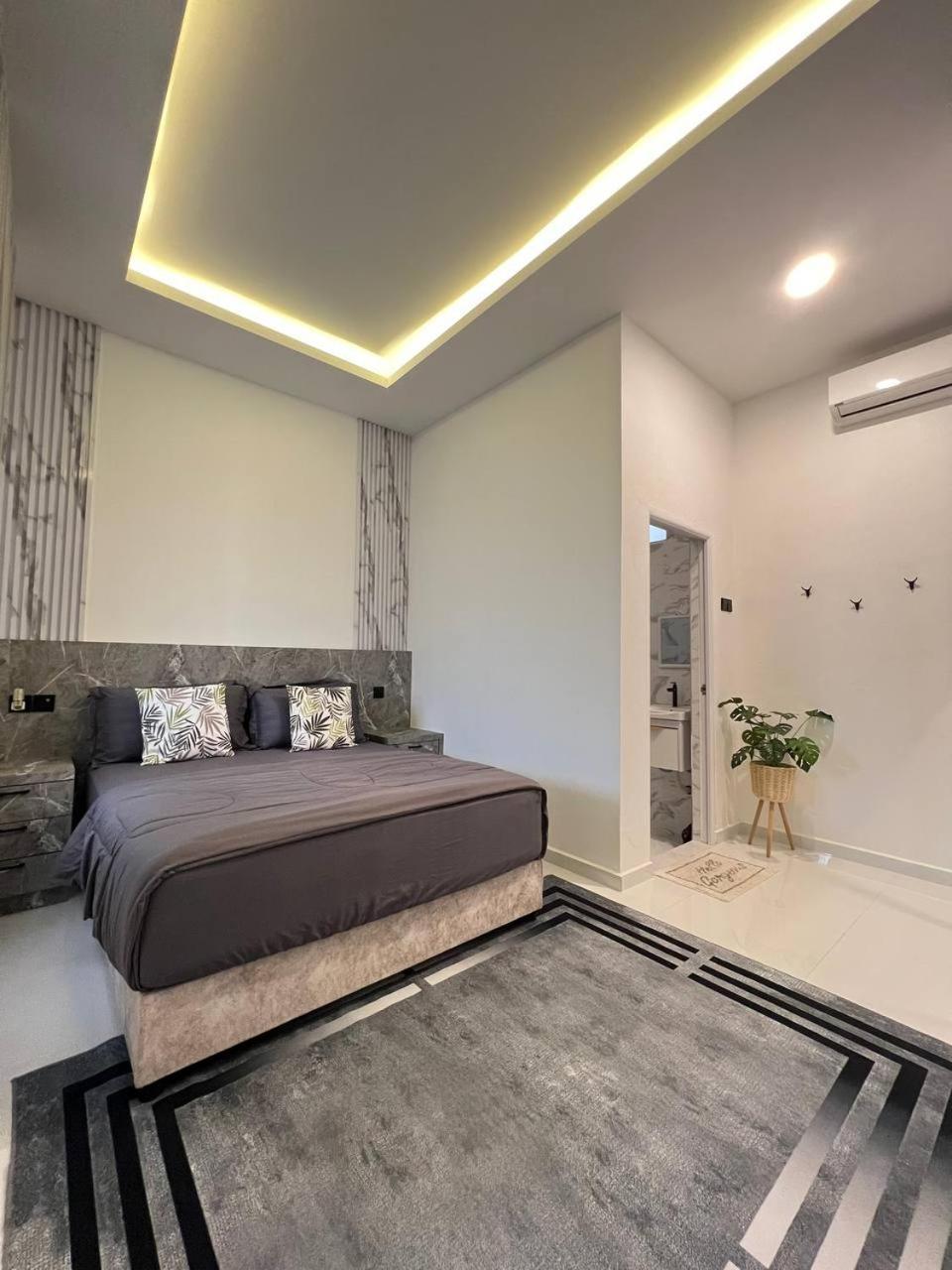 Auranad Tinyhouse Bandar Tanah Merah Wifi Netflix Exteriör bild