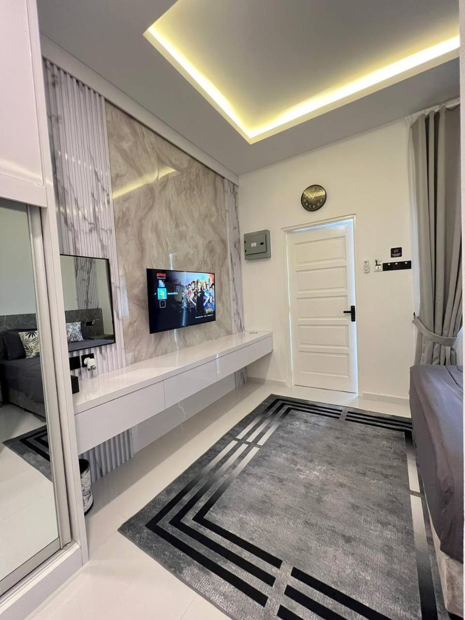 Auranad Tinyhouse Bandar Tanah Merah Wifi Netflix Exteriör bild