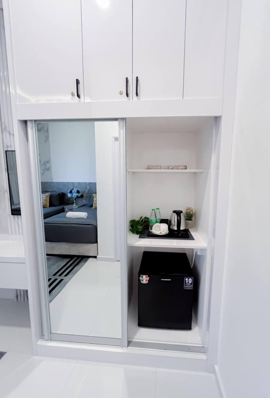 Auranad Tinyhouse Bandar Tanah Merah Wifi Netflix Exteriör bild